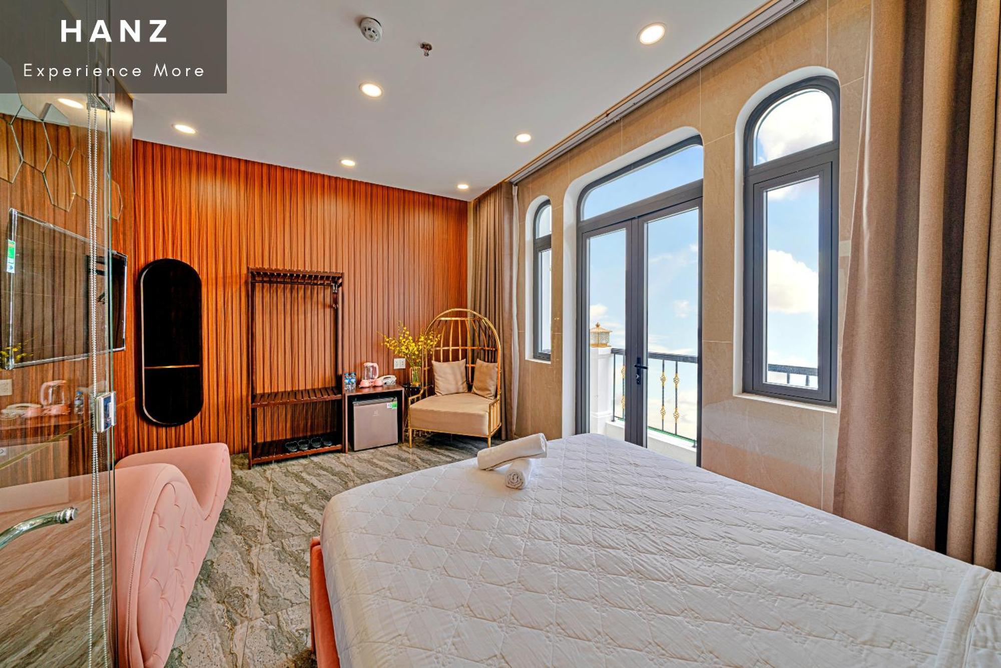 Hotel S79 T68 3*
